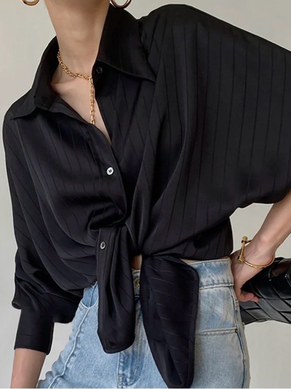 Commense Black Button-Front Tie-Hem Shirt